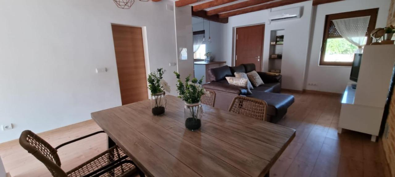 Casa Con Vistas, Piscina Y Animales De Granja, La Caseta Tarragona Exterior photo